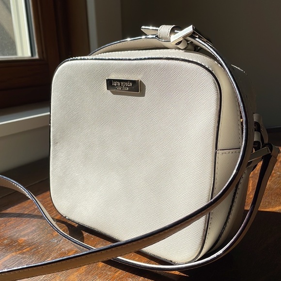 Meet your Posher, Shannon - Picture 5 of 5